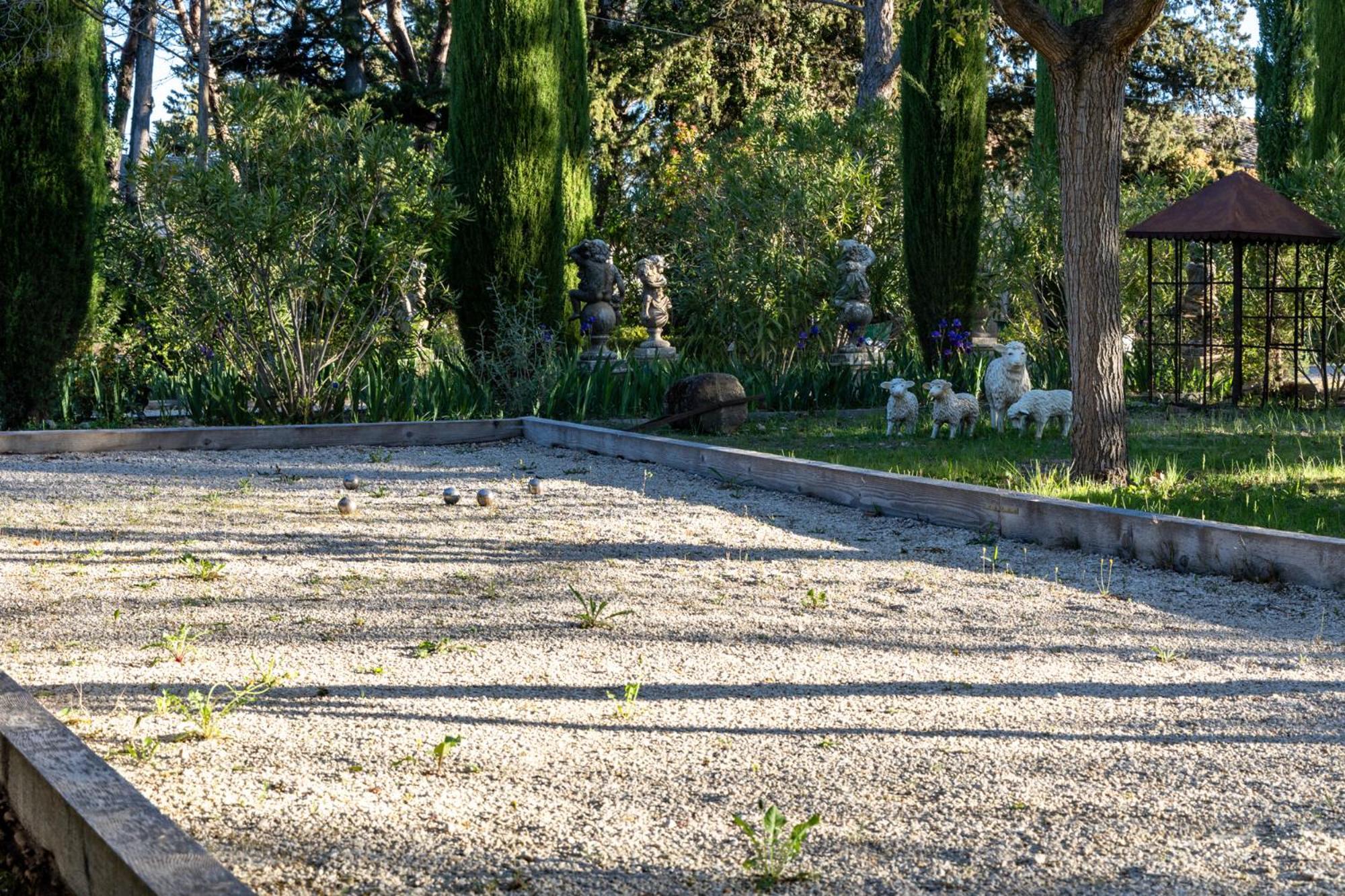 Le Clos De Lucie Lagnes ภายนอก รูปภาพ