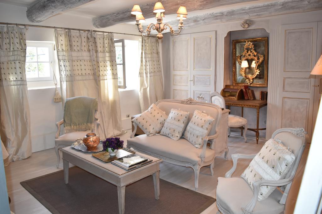 Le Clos De Lucie Lagnes ภายนอก รูปภาพ
