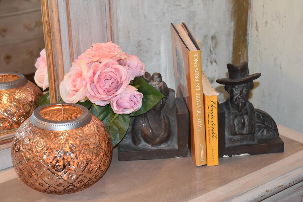 Le Clos De Lucie Lagnes ภายนอก รูปภาพ